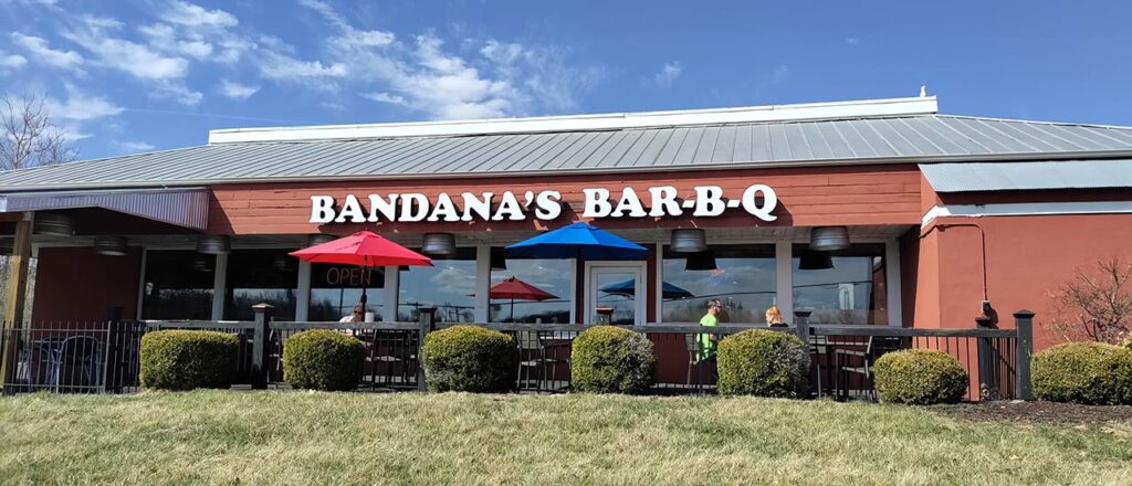 Bandana's Bar-B-Q Restaurant from the outside.